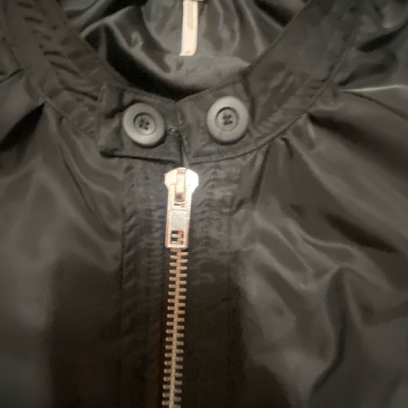 Free People Women XS Midnight Bomber Jacket Zip Pockets Classic Chic Lightweight - Picture 4 of 8